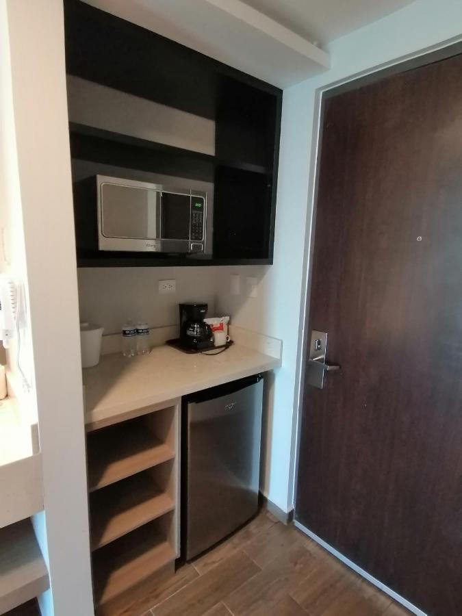 Hotel Nuvo Saltillo Zewnętrze zdjęcie