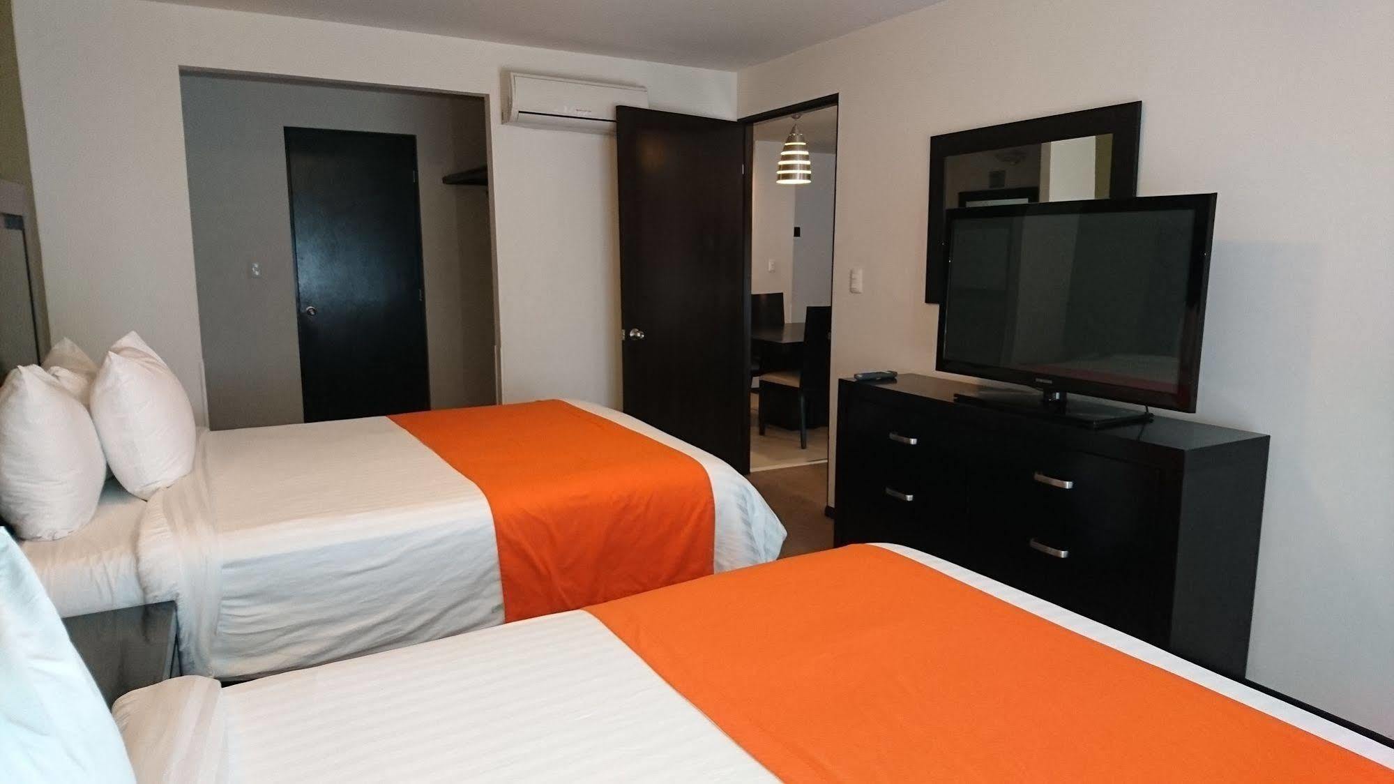 Hotel Nuvo Saltillo Zewnętrze zdjęcie